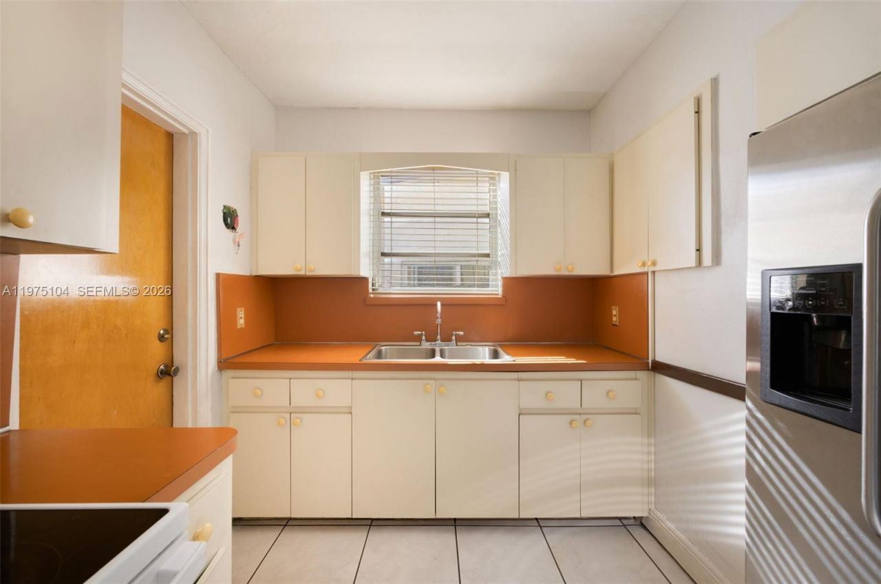 2367 SW 23rd Ter , Miami, FL 33145 Photo