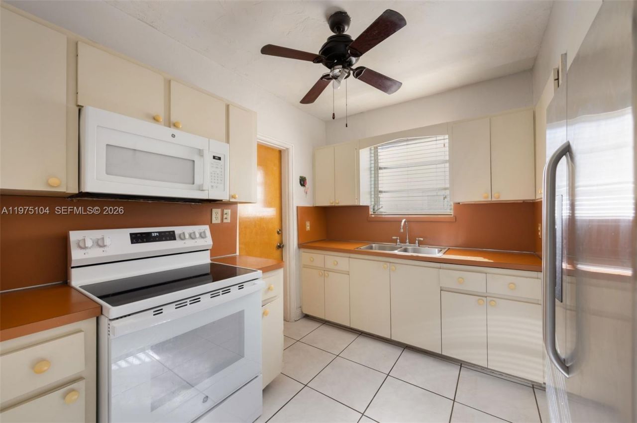 2367 SW 23rd Ter , Miami, FL 33145 Photo