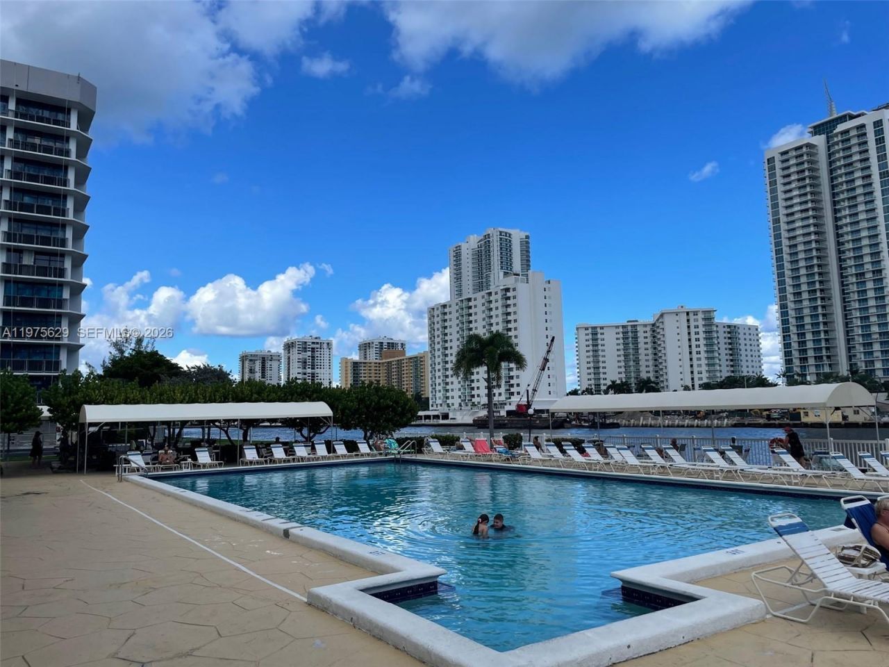 400 Leslie Dr, Unit 1105, Hallandale Beach, FL 33009 Photo