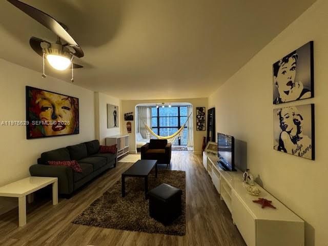 400 Leslie Dr, Unit 1105, Hallandale Beach, FL 33009 Photo