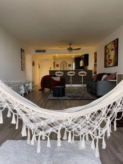 400 Leslie Dr, Unit 1105, Hallandale Beach, FL 33009 Photo