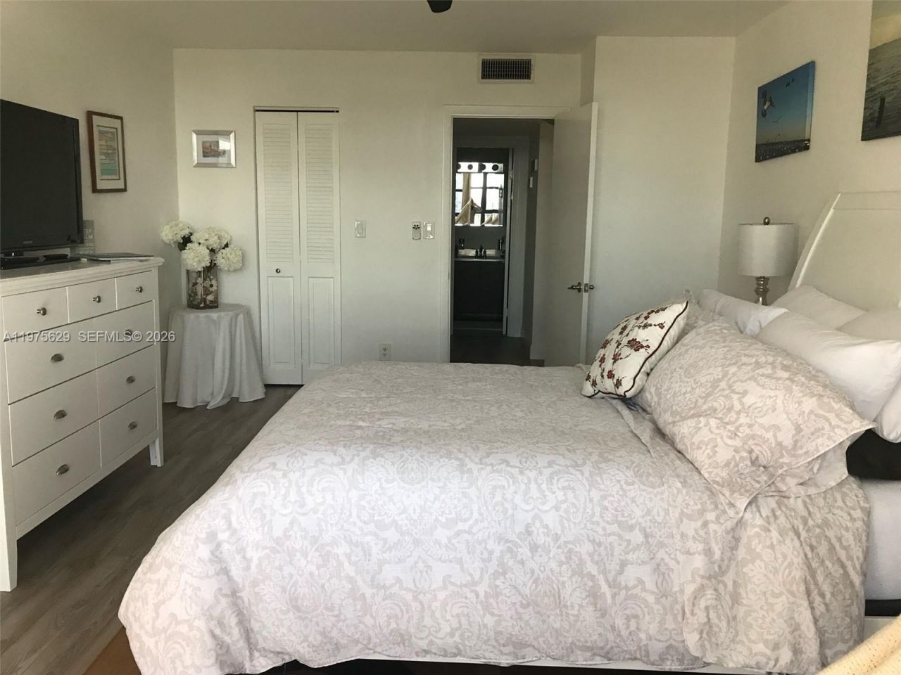 400 Leslie Dr, Unit 1105, Hallandale Beach, FL 33009 Photo