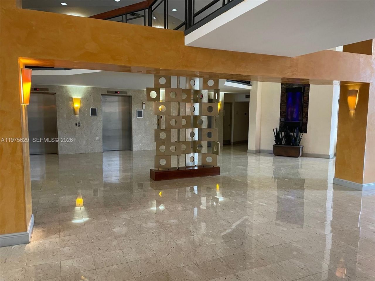 400 Leslie Dr, Unit 1105, Hallandale Beach, FL 33009 Photo