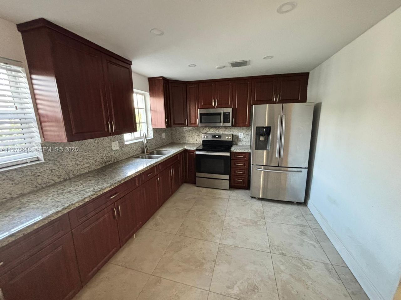 4365 W 1st Ave, Hialeah, FL 33012 Photo