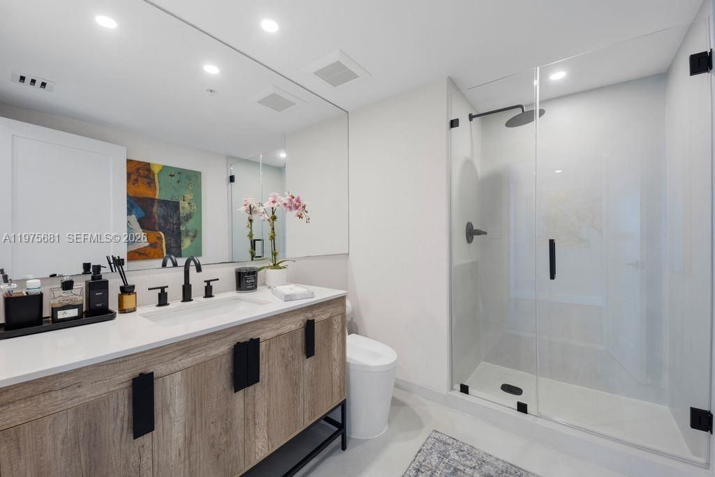 335 S Biscayne Blvd , Unit 3012, Miami, FL 33131 Photo