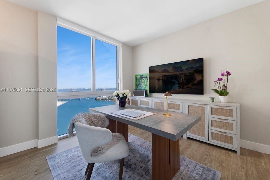 335 S Biscayne Blvd , Unit 3012, Miami, FL 33131 Photo