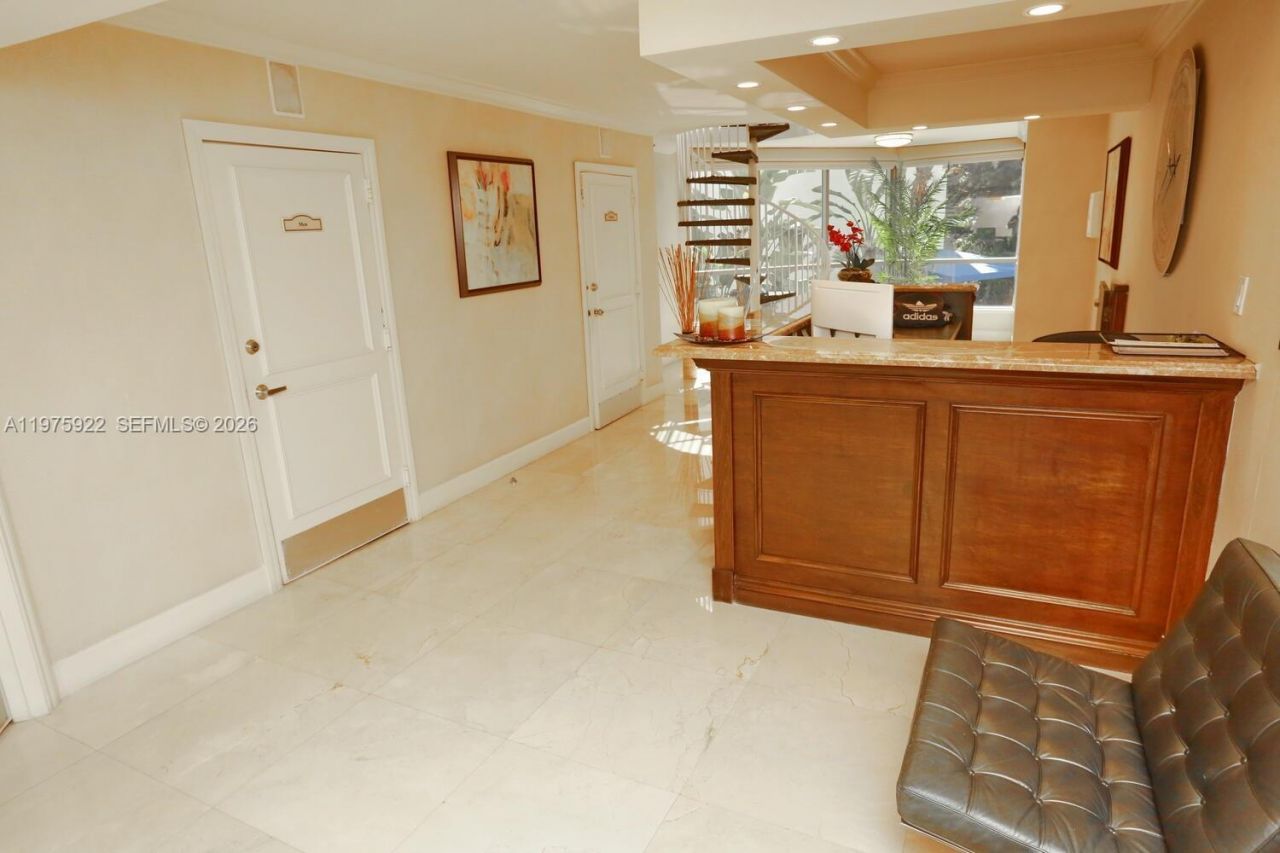 3530 Mystic Pointe Dr, Unit 2807, Aventura, FL 33180 Photo