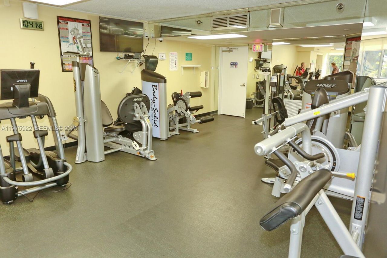 3530 Mystic Pointe Dr, Unit 2807, Aventura, FL 33180 Photo