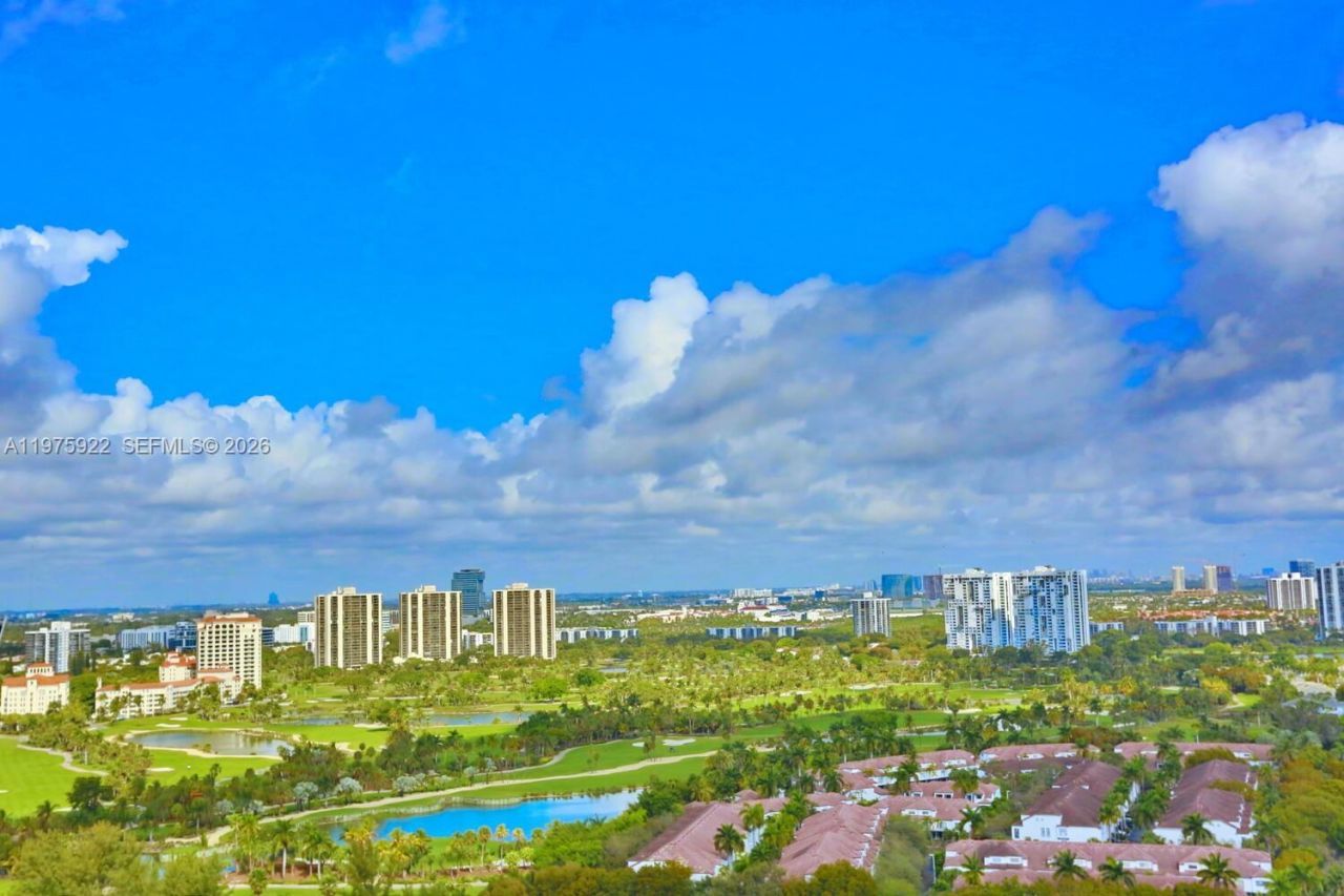 3530 Mystic Pointe Dr, Unit 2807, Aventura, FL 33180 Photo