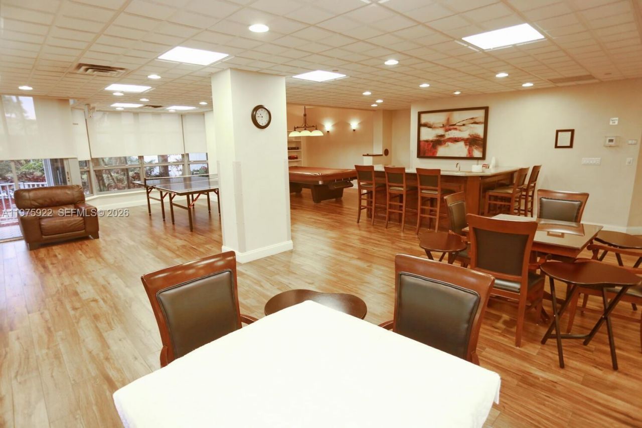 3530 Mystic Pointe Dr, Unit 2807, Aventura, FL 33180 Photo