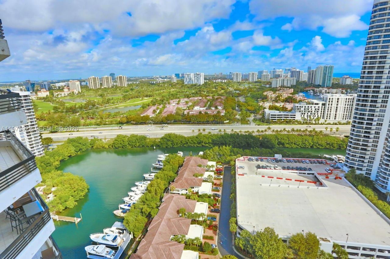 3530 Mystic Pointe Dr, Unit 2807, Aventura, FL 33180 Photo