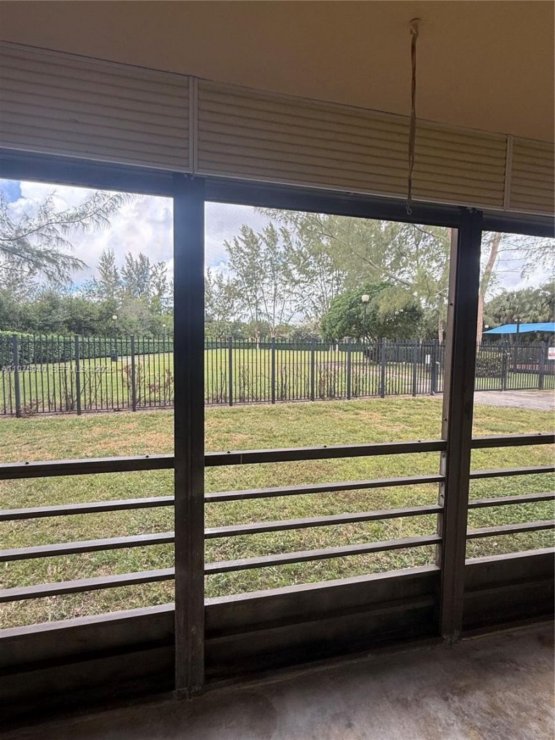 3490 Foxcroft Rd , Unit B114, Miramar, FL 33025 Photo