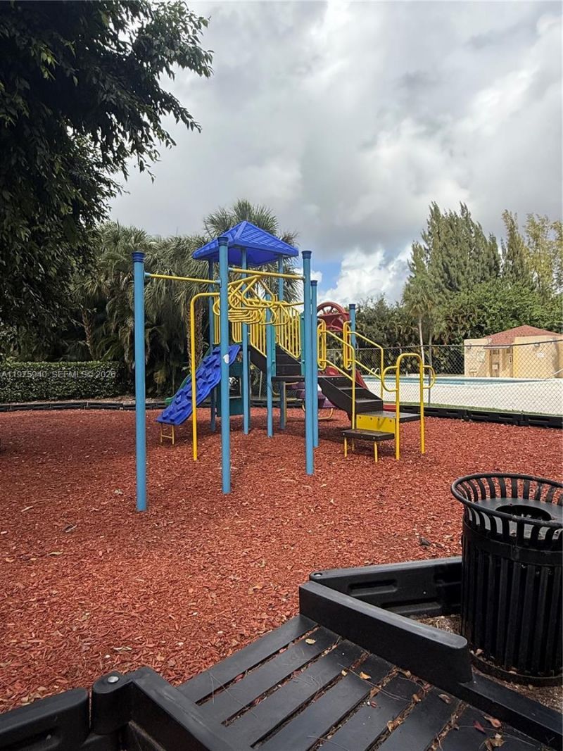 3490 Foxcroft Rd , Unit B114, Miramar, FL 33025 Photo