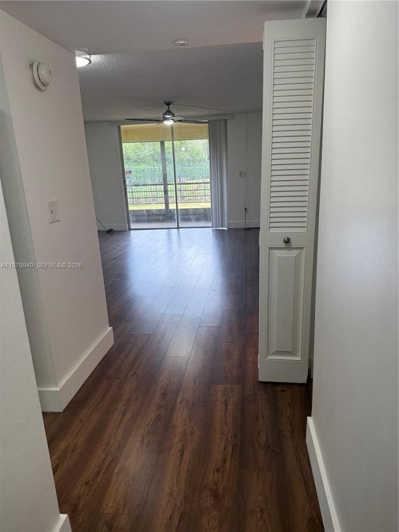 3490 Foxcroft Rd , Unit B114, Miramar, FL 33025 Photo