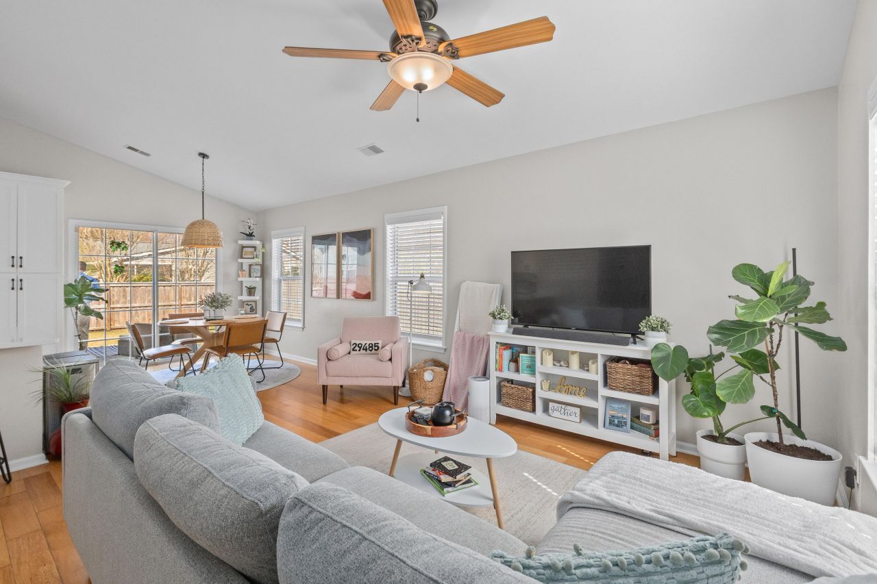 534 Beverly Drive Photo 4