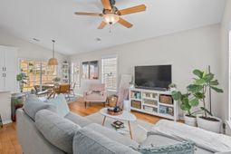 534 Beverly Drive photo 4