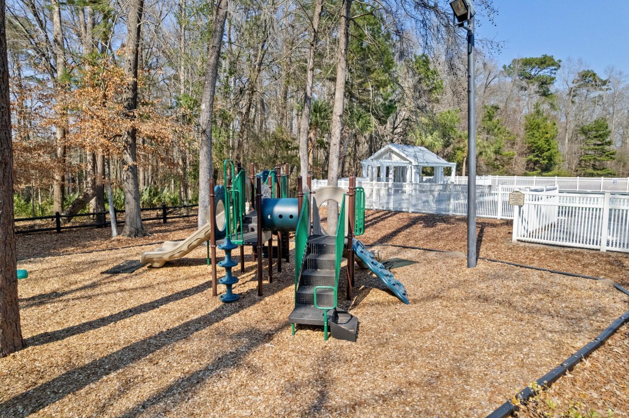 534 Beverly Drive Photo 47