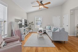 534 Beverly Drive photo 4