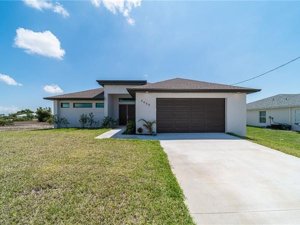 2458 NW 21st TER , CAPE CORAL, FL 33993