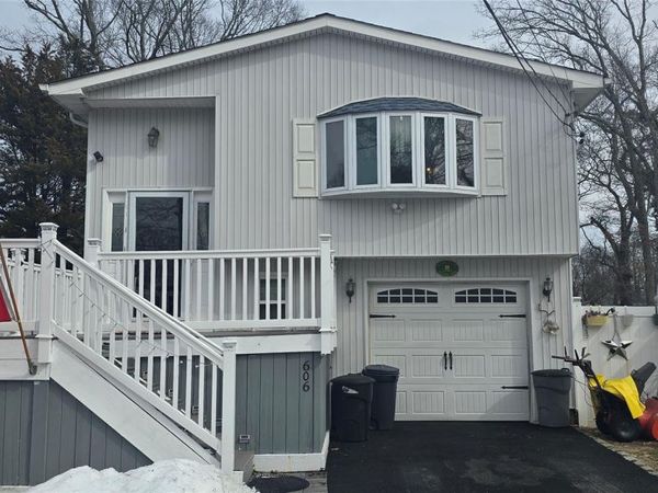 606 Birch Hollow Drive, Shirley, NY 11967