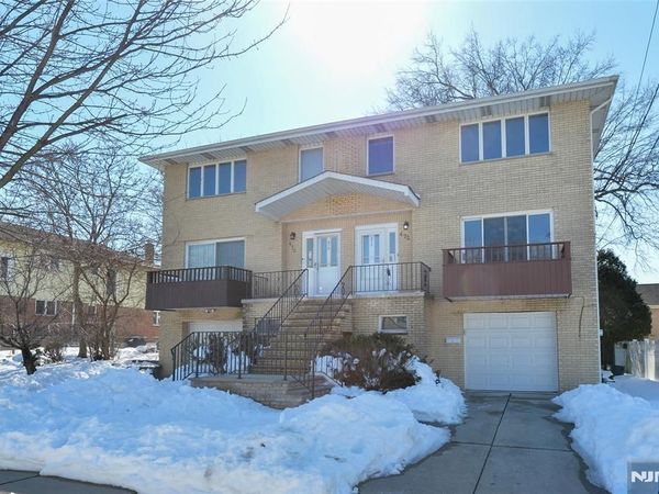 472 Central Boulevard, FORT LEE, NJ 07024