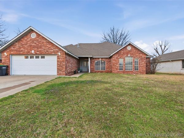 2045 Aspen , Tahlequah, OK 74464