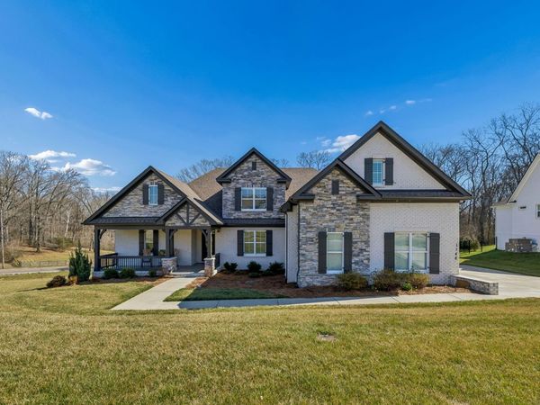 1148 Pretender Way, Columbia, TN 38401