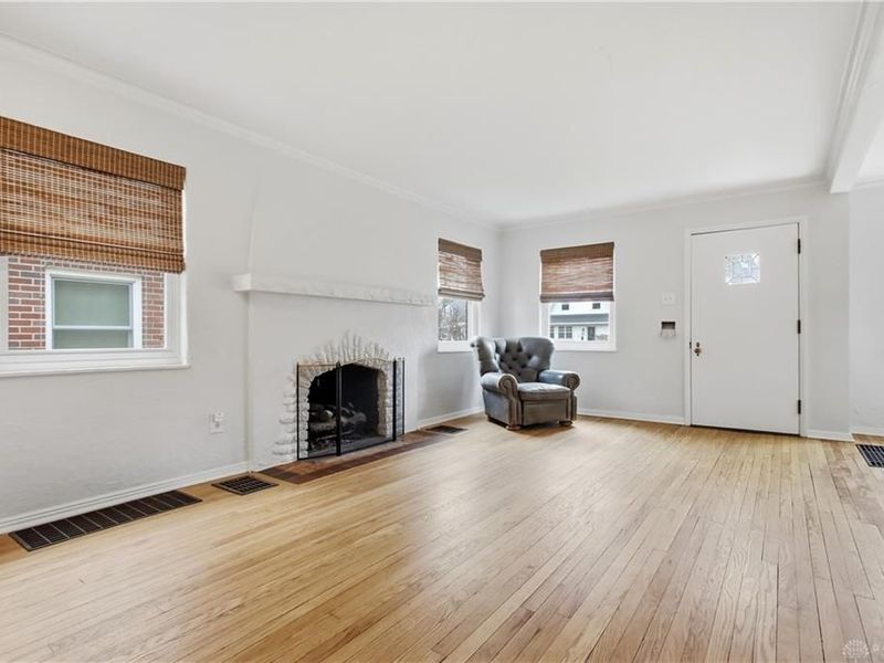 235 Claranna Avenue, Oakwood, OH 45419 Photo 4