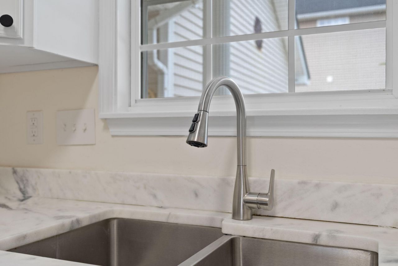 327 Savannah River Drive Photo 10