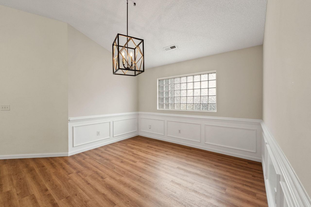 327 Savannah River Drive Photo 12