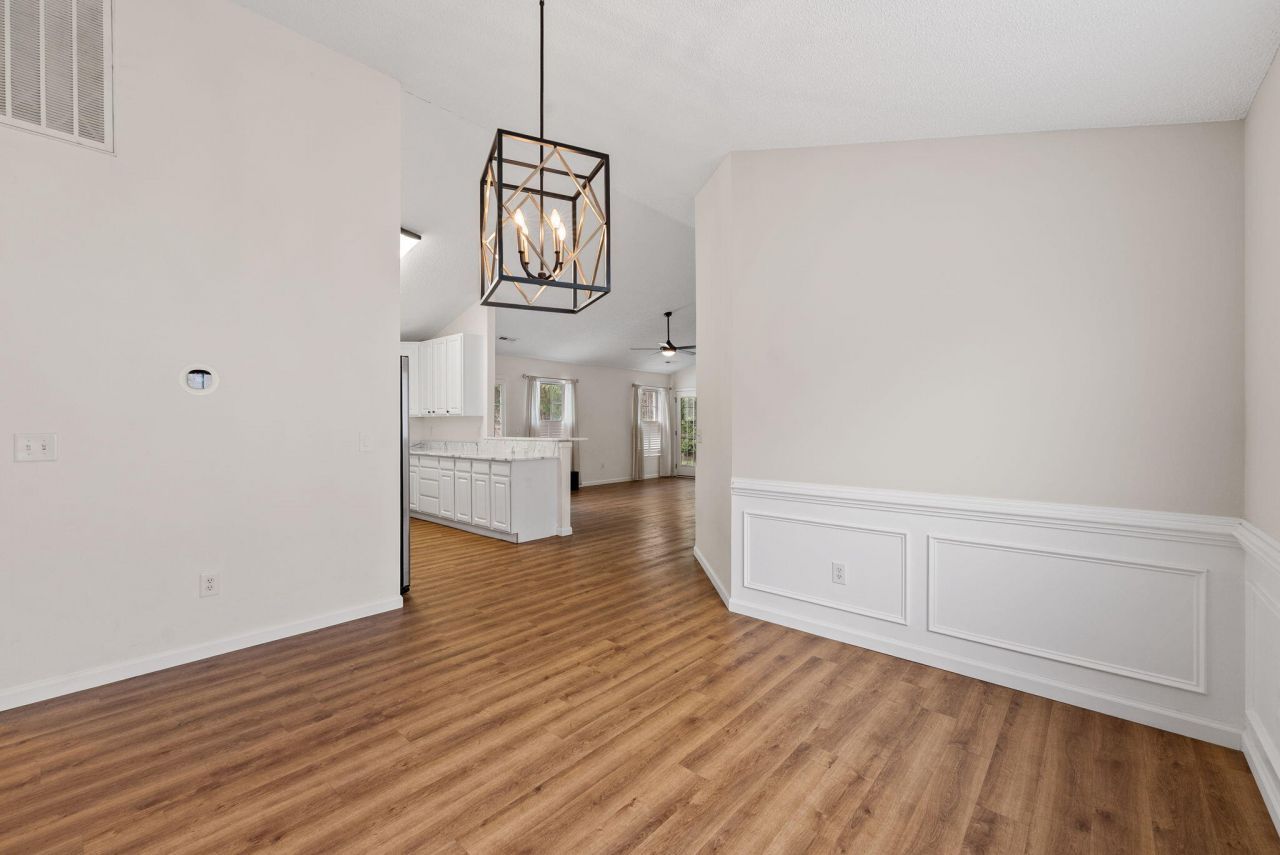 327 Savannah River Drive Photo 13