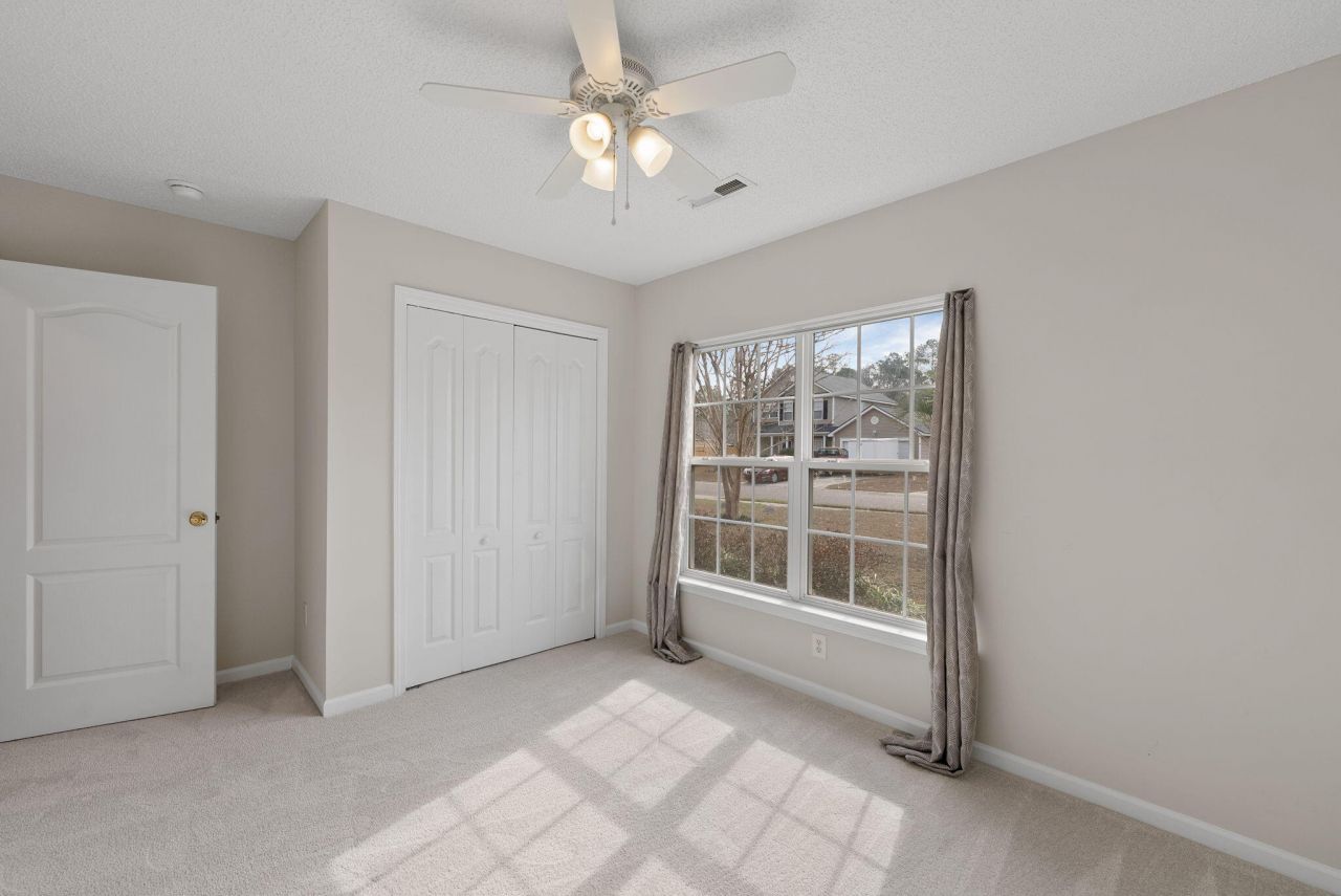 327 Savannah River Drive Photo 17