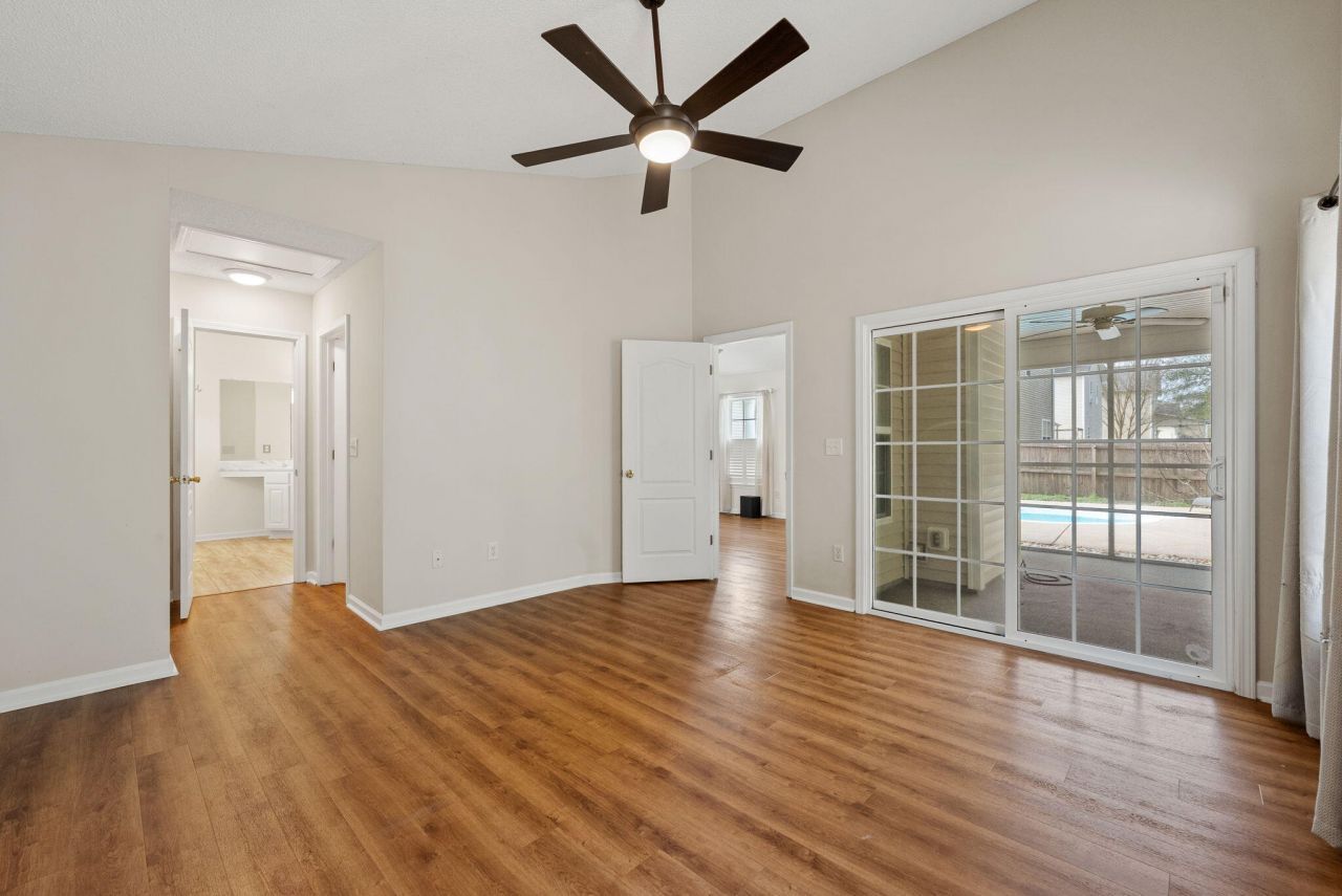 327 Savannah River Drive Photo 22