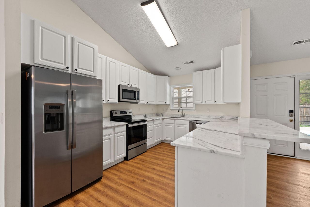 327 Savannah River Drive Photo 6