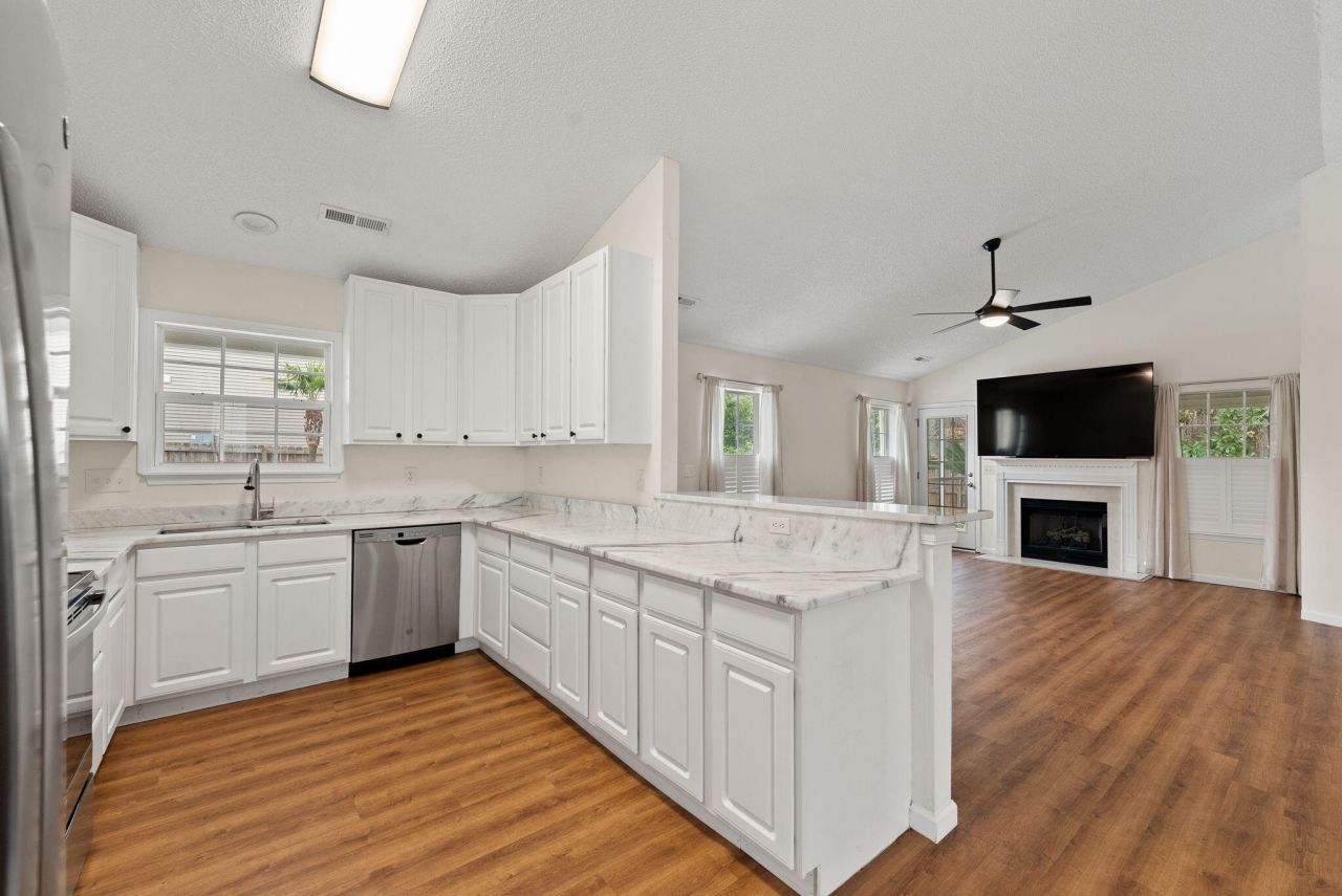 327 Savannah River Drive Photo 7