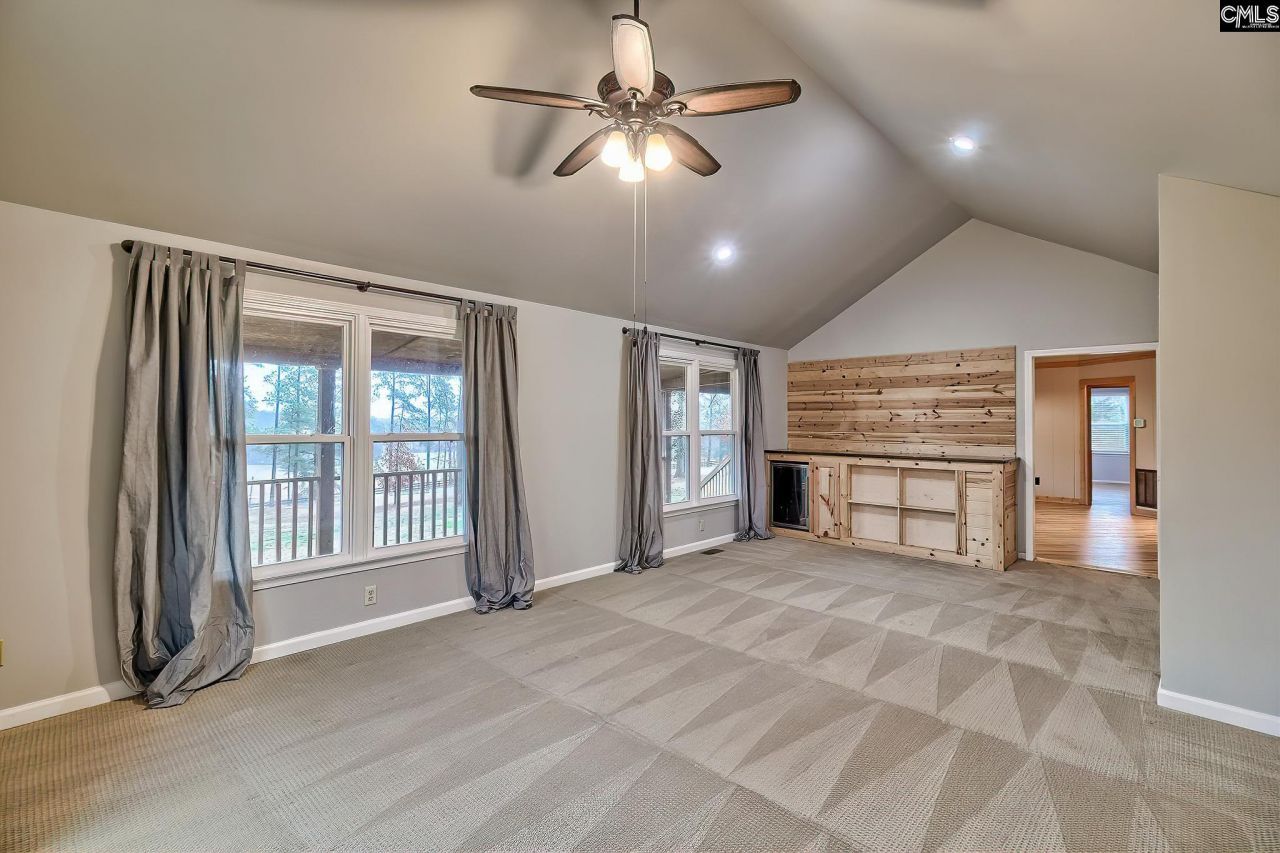 898 Smallwood Road  Photo 12