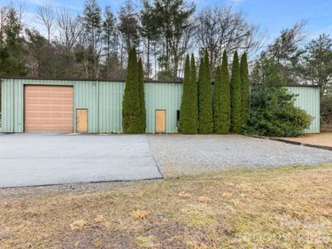 695 NC 9 Highway , Black Mountain, NC 28711