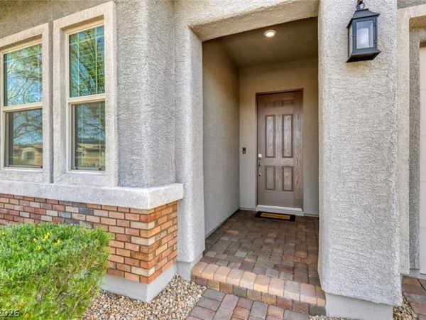 640 Longfeather Street , Henderson, NV 89011