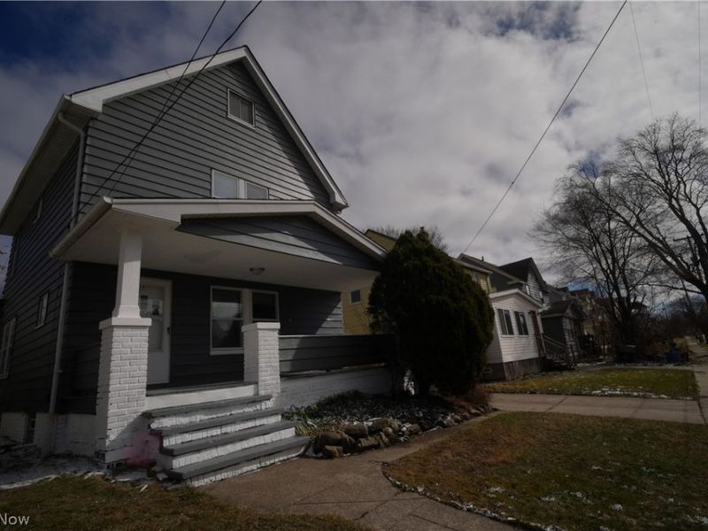 3043 W 111th Street, Cleveland, OH 44111 Photo 2