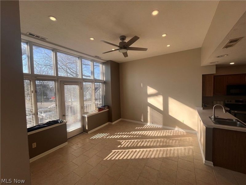 1000 2nd Street, Unit 204, Fairport Harbor, OH 44077 Photo 9