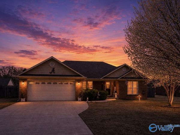 20400 Johnson Road, Athens, AL 35613