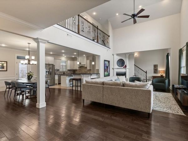 2200 NE Steinbeck Drive, Bentonville, AR 72712