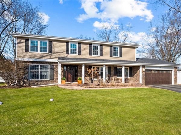 1116 Adirondack Drive, Northbrook, IL 60062