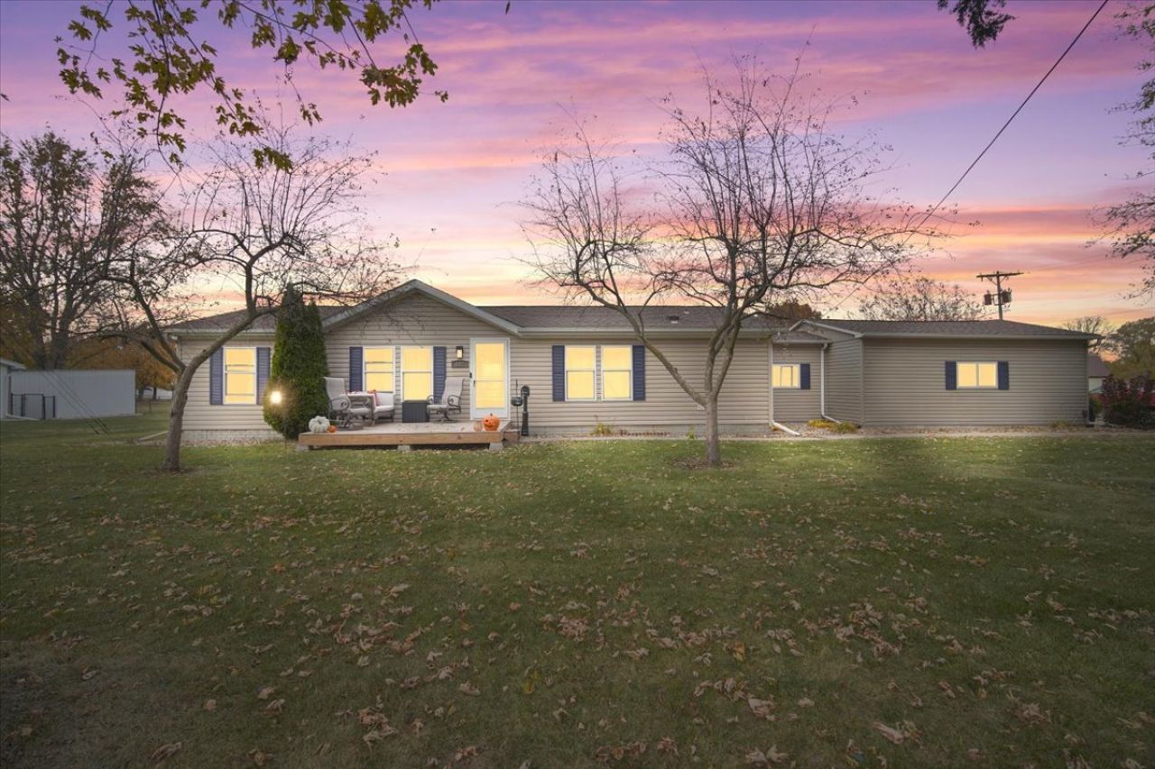 602 W 6th Street, Minonk, IL 61760 Main Photo