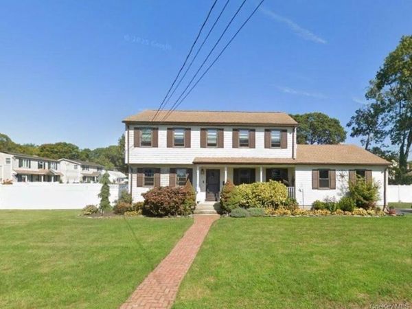 3 Cord Avenue , West Babylon, NY 11704