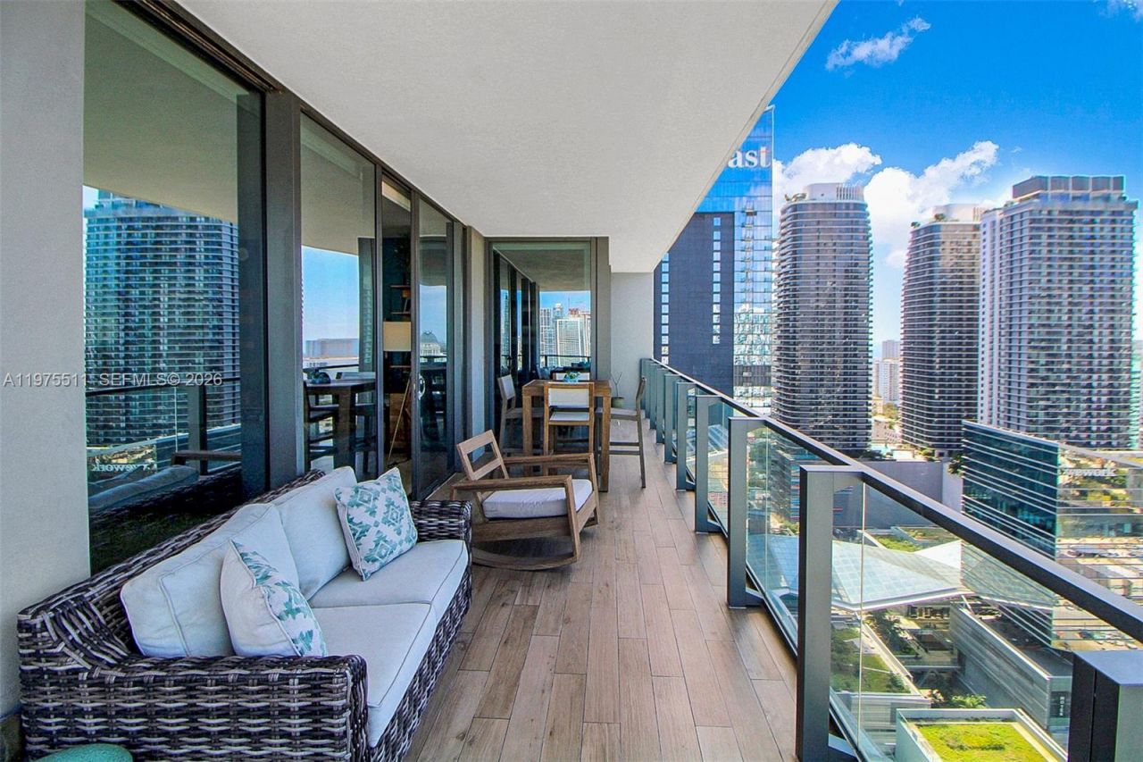 68 SE 6th St, Unit 2612, Miami, FL 33131 Photo