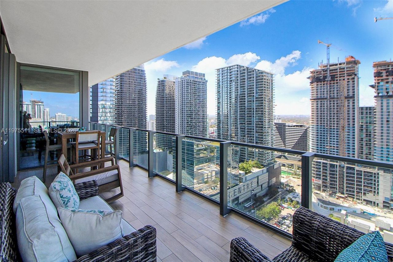 68 SE 6th St, Unit 2612, Miami, FL 33131 Photo