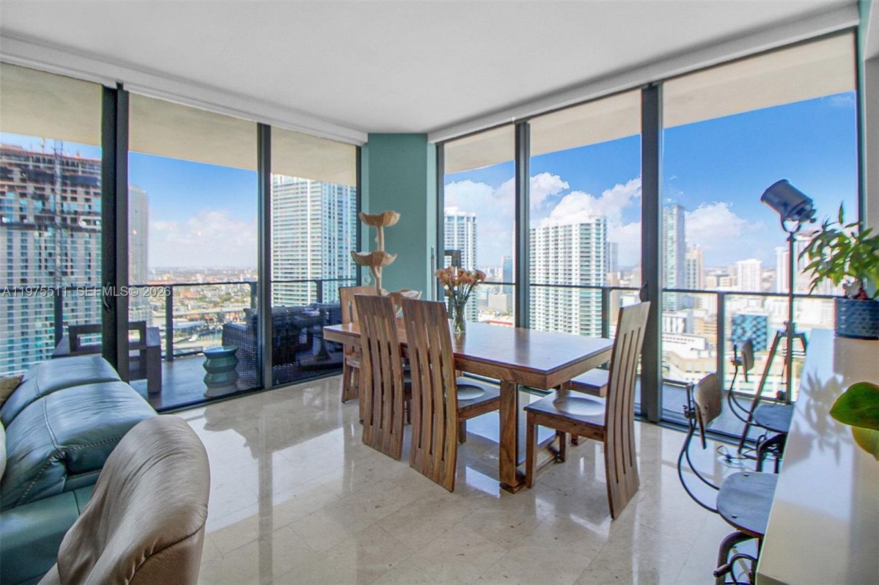 68 SE 6th St, Unit 2612, Miami, FL 33131 Photo