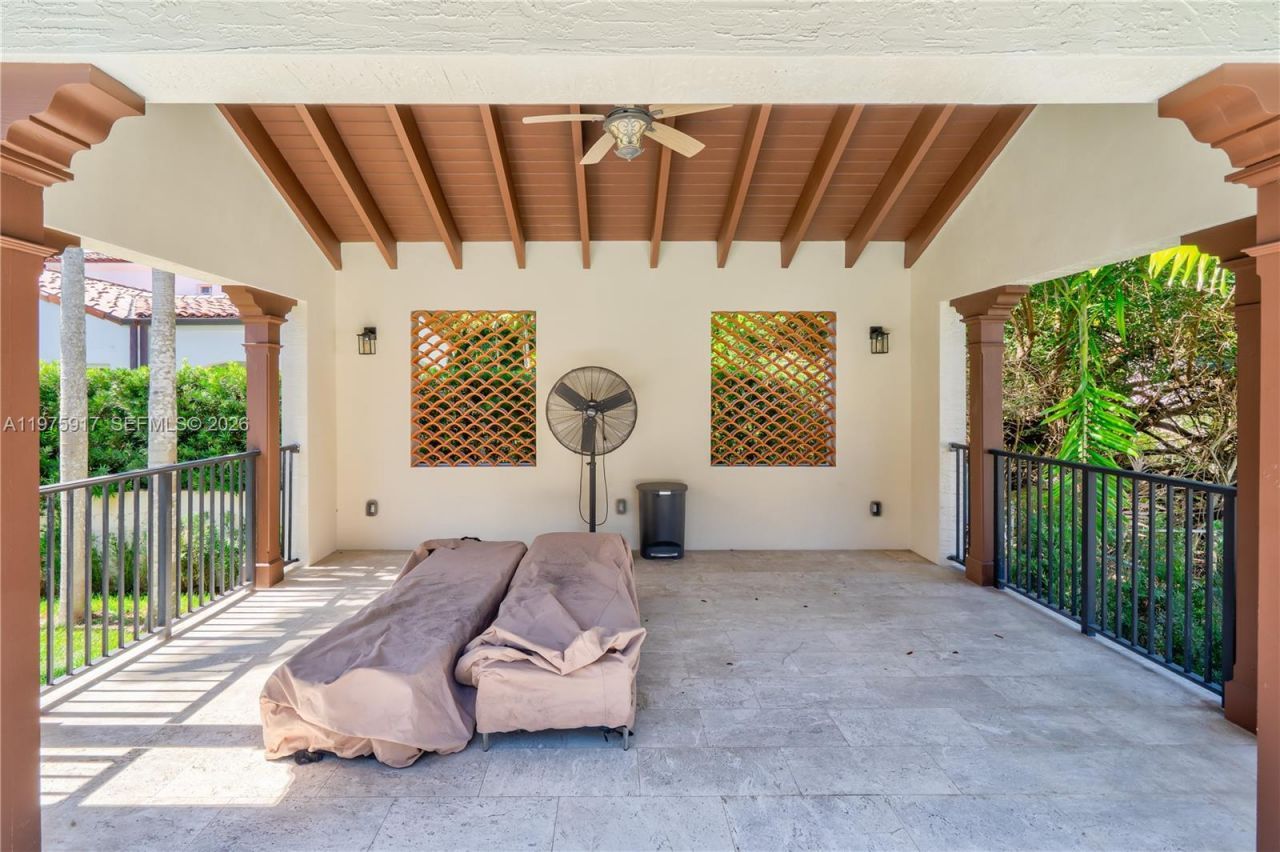 519 Alhambra Cir, Coral Gables, FL 33134 Photo