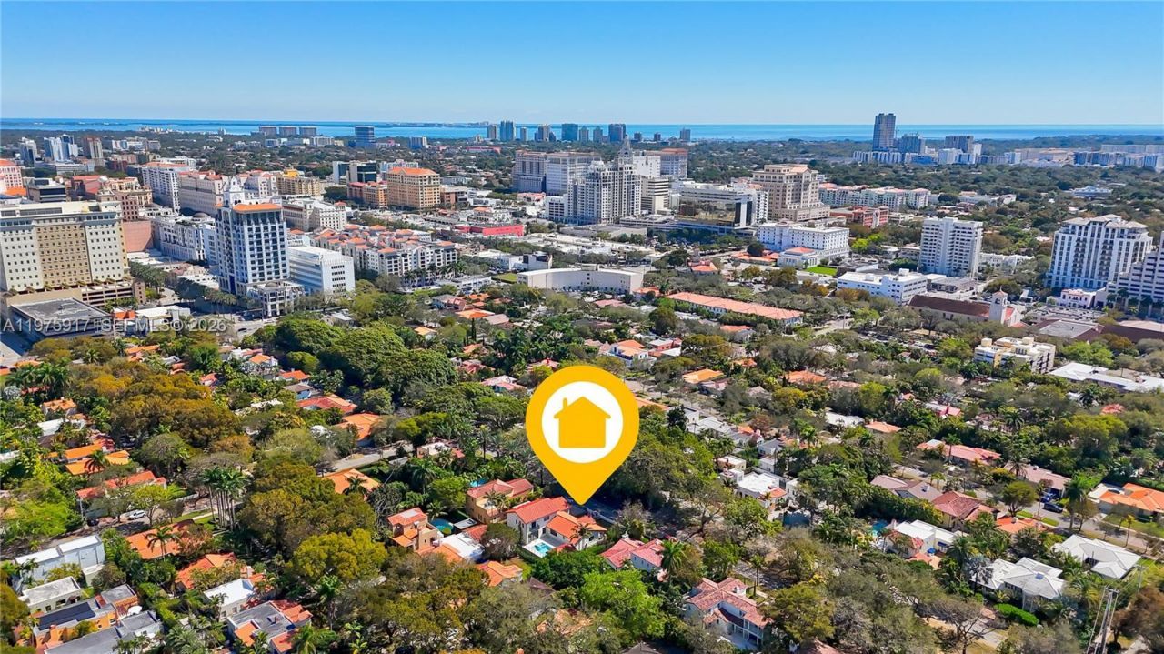 519 Alhambra Cir, Coral Gables, FL 33134 Photo